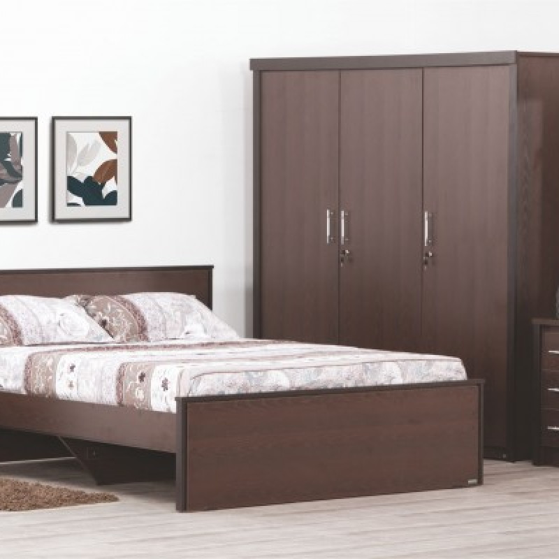 ORNATE 4 PIECE BEDROOM SET