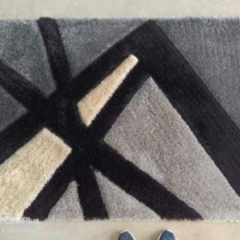 SHAGGY BLACK and BEIGE COLOUR MICROFIBER RUGS