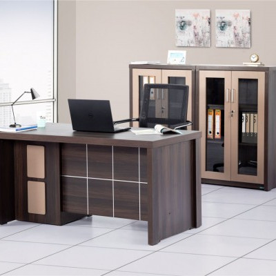 EXECUTIVE WRITING TABLE (KWT 081)