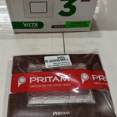 VISTA PLATE 3MODULE WOOD CHECK (PRITAM)